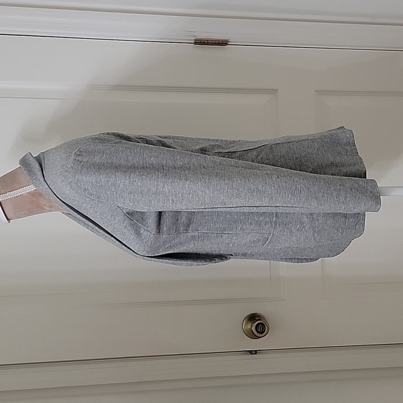 Chelsea28 Size XS Gray Jersey Knit Lightweight Blazer / Cardigan, Front Pockets - Picture 3 of 12